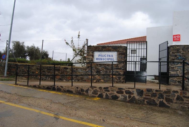 Vista de Restaurante Piscina Municipal El Campillo de la Jara